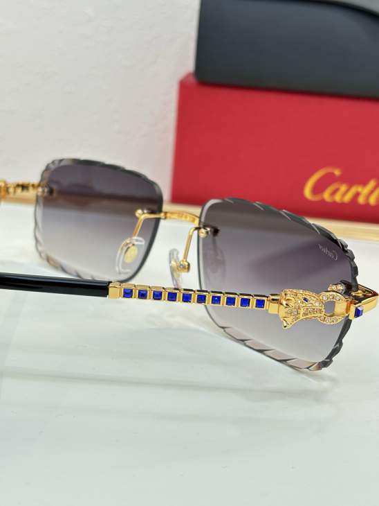 Picture of Cartier Sunglasses _SKUfw80238703fw